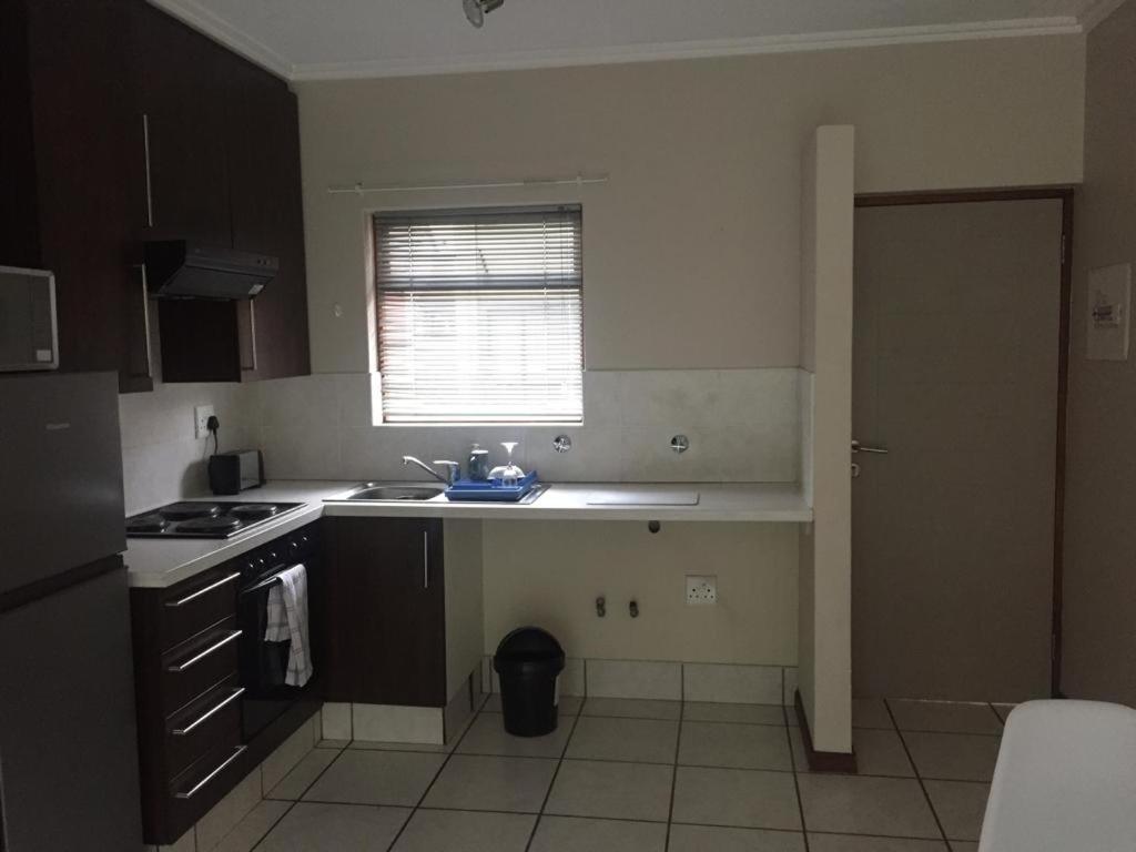 Sisonke Apartment Monte Sandton Eksteriør billede